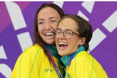Swim stars win Australia’s first gold medals in Glasgow