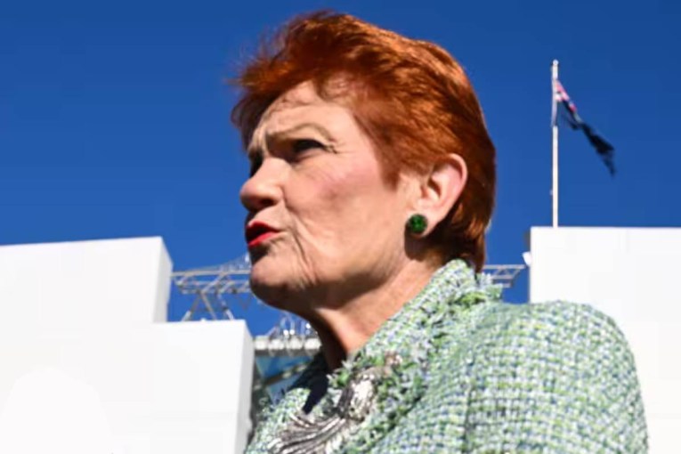 One Nation on defence over luxury hotel stay