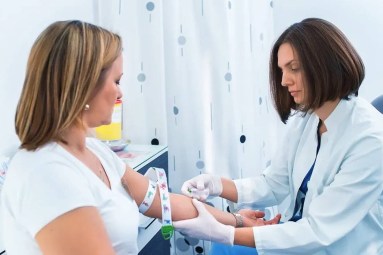 Alzheimers test offers new hope, but with a warning