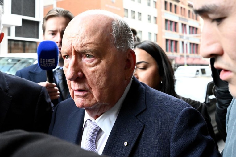 Jones' accuser was 'starstruck' on first meeting