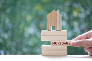 Falling home values not necessarily a loan disaster