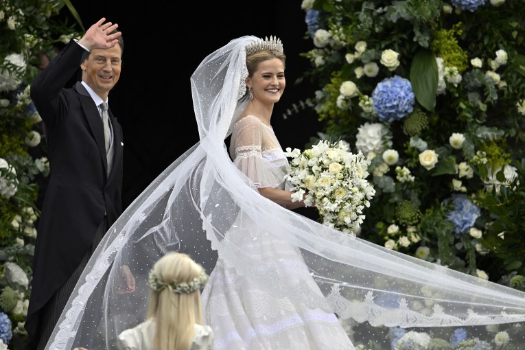 Royal family votes to change succession to throne