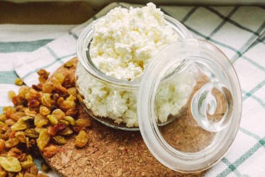 Cottage cheese: Do the health claims stack up?