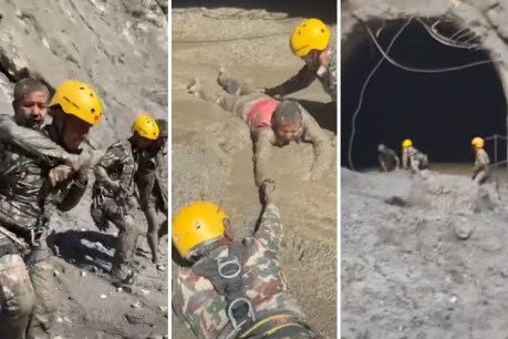 Rush to save stranded workers, as Tibet toll leaps