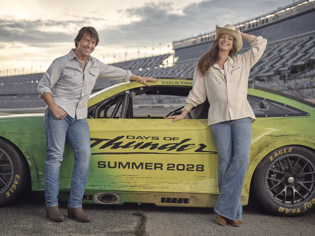 Cruise and Hathaway to hit the track in Days Of Thunder