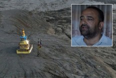 Headmaster saved 900 lives in Nepal floods
