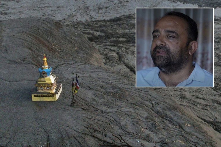 Headmaster saved 900 lives in Nepal floods