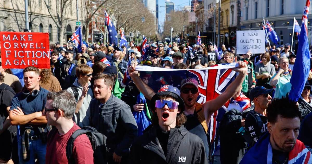 Why disillusioned Australian voters are shifting right, not left