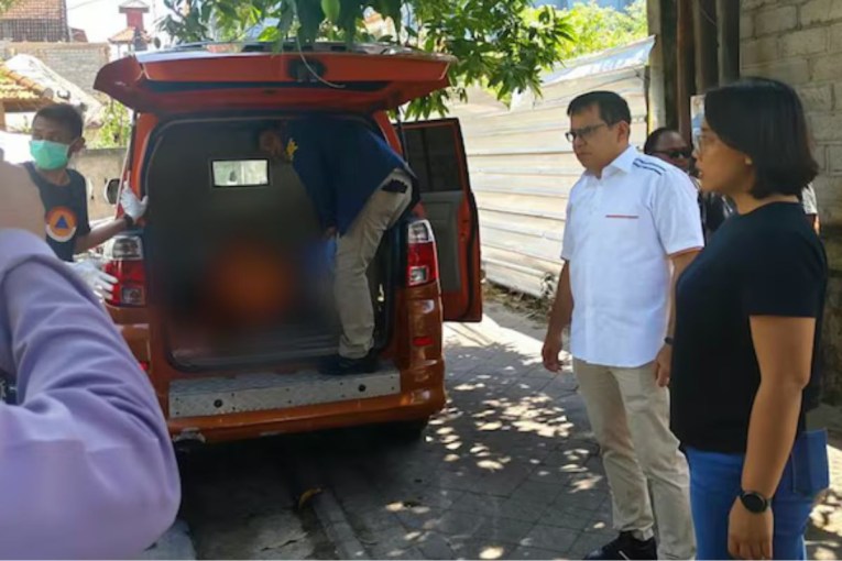 Australian man, kids found dead in Bali hotel