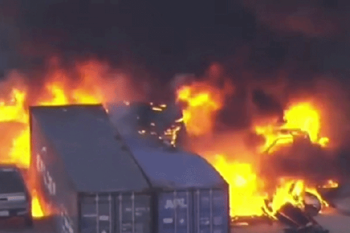 Three dead after news helicopter crashes in LA
