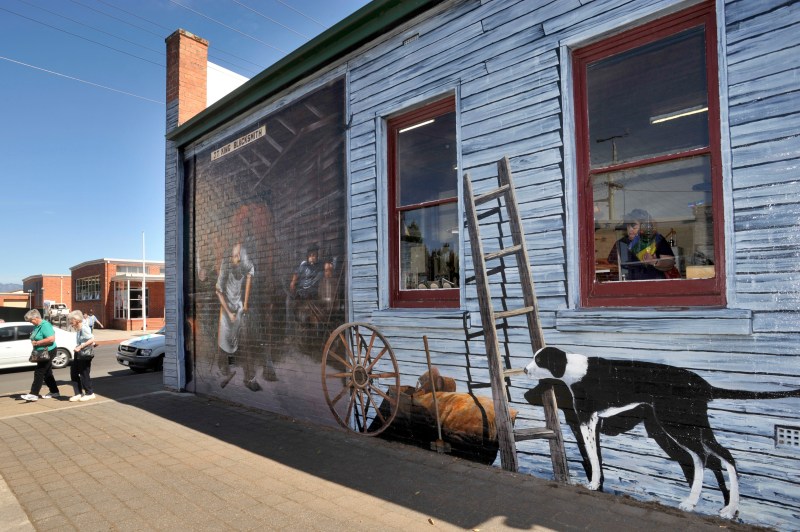 spring towns australia