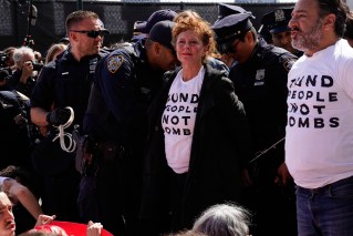 Sarandon arrested as Netanyahu attacks 'cowards'