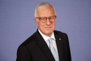 ABC finance guru Alan Kohler to sign off