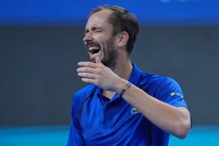 Medvedev disqualified after injuring tennis spectator