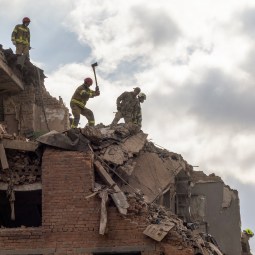 'Vile' birthday gift for Putin as homes bombed