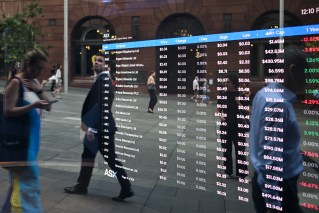 Aussie shares push higher as miners gain ground
