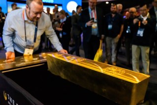 Gold has lost its shine. But is there still money to be made?