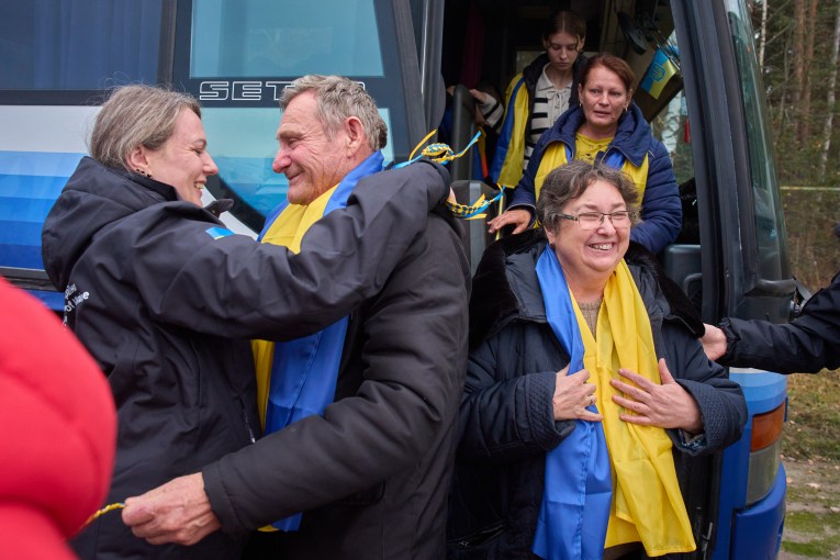Ukrainians reunited in major rescue operation